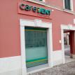 insegna a lettere scatolate